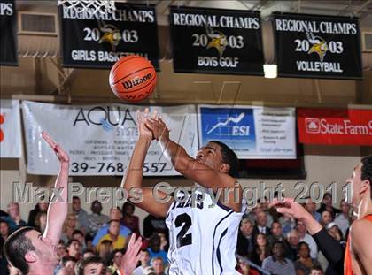 Thumbnail 1 in Dwyer vs. Winter Park (City of Palms Classic) photogallery.