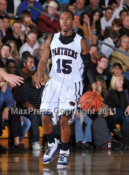 Thumbnail 1 in Dwyer vs. Winter Park (City of Palms Classic) photogallery.