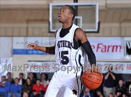 Thumbnail 2 in Dwyer vs. Winter Park (City of Palms Classic) photogallery.
