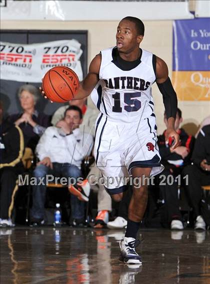Thumbnail 3 in Dwyer vs. Winter Park (City of Palms Classic) photogallery.