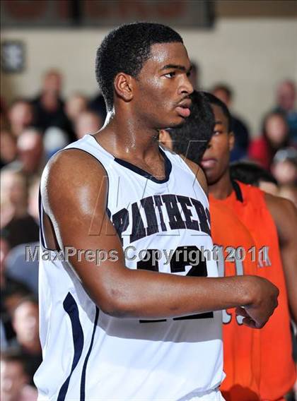 Thumbnail 3 in Dwyer vs. Winter Park (City of Palms Classic) photogallery.