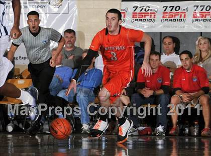 Thumbnail 1 in Dwyer vs. Winter Park (City of Palms Classic) photogallery.