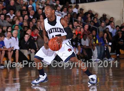 Thumbnail 1 in Dwyer vs. Winter Park (City of Palms Classic) photogallery.