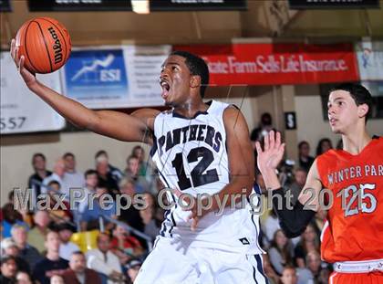 Thumbnail 1 in Dwyer vs. Winter Park (City of Palms Classic) photogallery.
