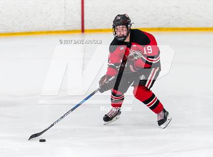 Thumbnail 2 in Reading Memorial vs. St. Mary's (MIAA Division 2 North Round 1) photogallery.