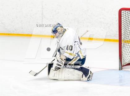 Thumbnail 3 in Reading Memorial vs. St. Mary's (MIAA Division 2 North Round 1) photogallery.