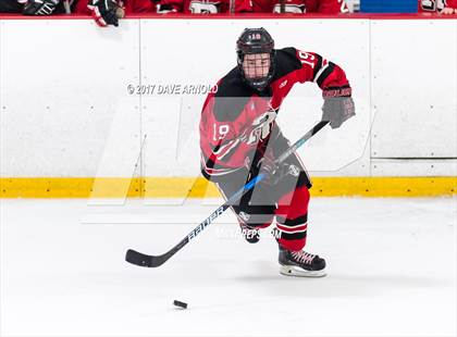 Thumbnail 1 in Reading Memorial vs. St. Mary's (MIAA Division 2 North Round 1) photogallery.