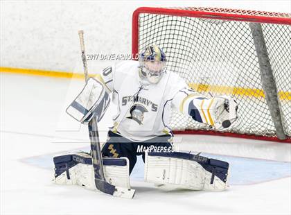 Thumbnail 2 in Reading Memorial vs. St. Mary's (MIAA Division 2 North Round 1) photogallery.