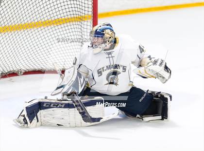 Thumbnail 1 in Reading Memorial vs. St. Mary's (MIAA Division 2 North Round 1) photogallery.