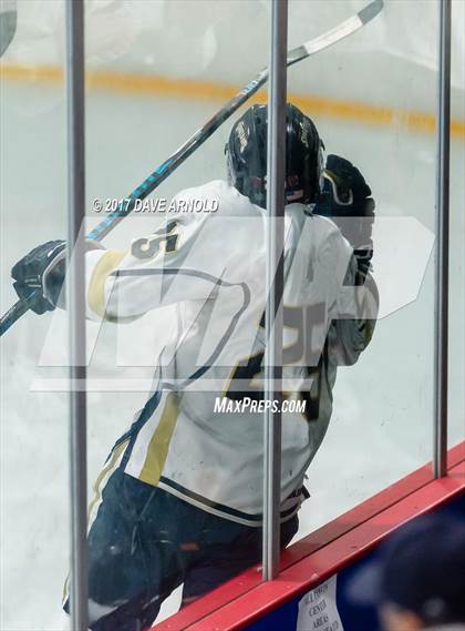 Thumbnail 3 in Reading Memorial vs. St. Mary's (MIAA Division 2 North Round 1) photogallery.