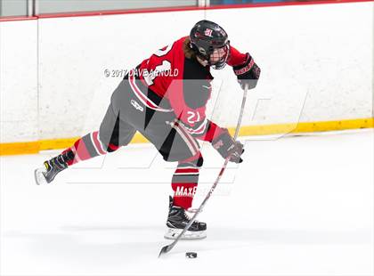 Thumbnail 2 in Reading Memorial vs. St. Mary's (MIAA Division 2 North Round 1) photogallery.