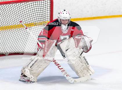 Thumbnail 1 in Reading Memorial vs. St. Mary's (MIAA Division 2 North Round 1) photogallery.