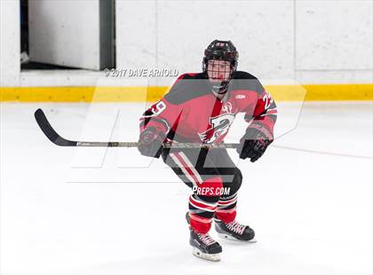 Thumbnail 3 in Reading Memorial vs. St. Mary's (MIAA Division 2 North Round 1) photogallery.