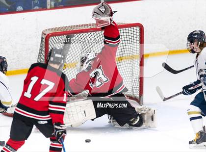 Thumbnail 3 in Reading Memorial vs. St. Mary's (MIAA Division 2 North Round 1) photogallery.