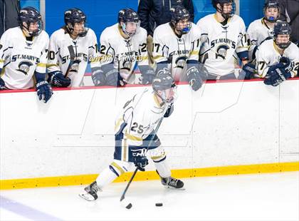 Thumbnail 2 in Reading Memorial vs. St. Mary's (MIAA Division 2 North Round 1) photogallery.