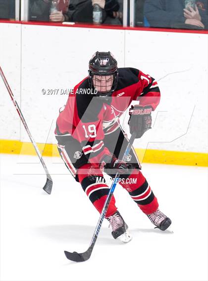 Thumbnail 1 in Reading Memorial vs. St. Mary's (MIAA Division 2 North Round 1) photogallery.