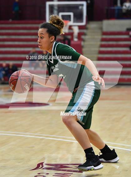 Thumbnail 2 in Sacred Heart Cathedral Preparatory @ Miramonte (CIF NorCal D1 Regional Final) photogallery.