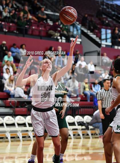 Thumbnail 3 in Sacred Heart Cathedral Preparatory @ Miramonte (CIF NorCal D1 Regional Final) photogallery.