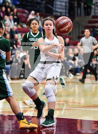 Thumbnail 1 in Sacred Heart Cathedral Preparatory @ Miramonte (CIF NorCal D1 Regional Final) photogallery.