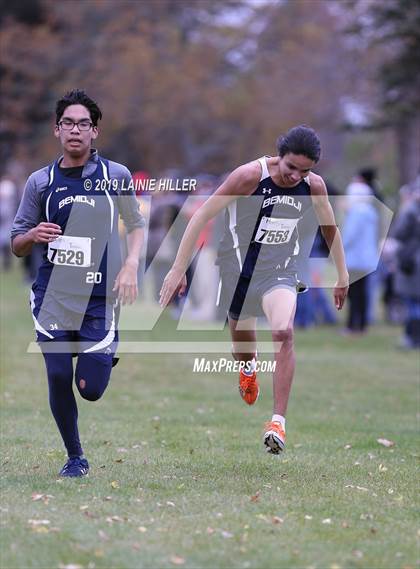 Thumbnail 2 in Bemidji Cross Country Invitational photogallery.