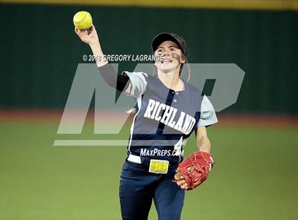 Thumbnail 2 in Richland vs V.R. Eaton Game 2 photogallery.