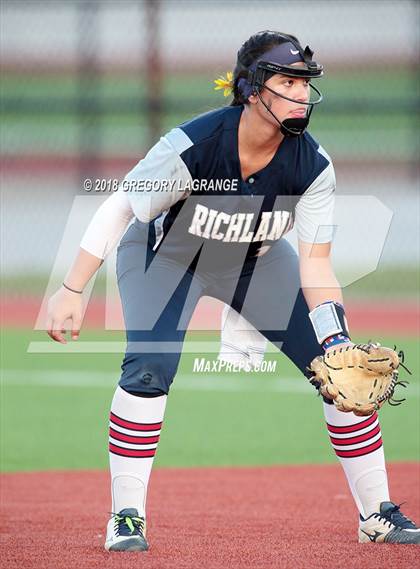 Thumbnail 1 in Richland vs V.R. Eaton Game 2 photogallery.