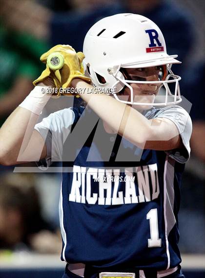 Thumbnail 3 in Richland vs V.R. Eaton Game 2 photogallery.