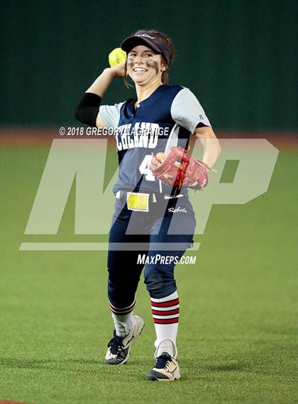 Thumbnail 3 in Richland vs V.R. Eaton Game 2 photogallery.
