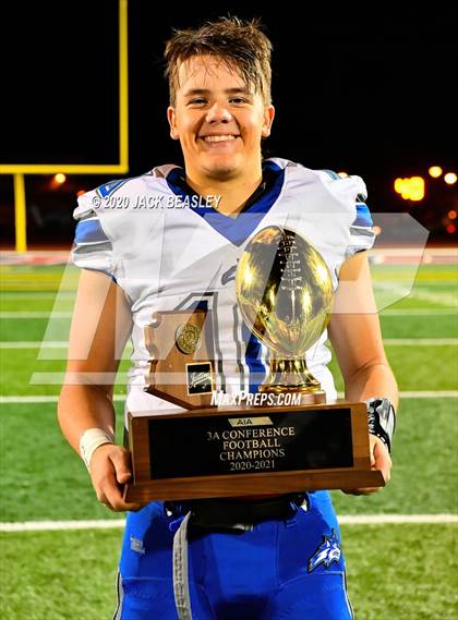 Thumbnail 1 in Yuma Catholic vs. Snowflake (AIA 3A Final Awards) photogallery.