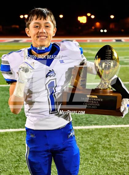 Thumbnail 1 in Yuma Catholic vs. Snowflake (AIA 3A Final Awards) photogallery.