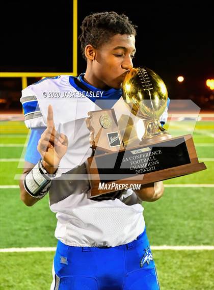Thumbnail 1 in Yuma Catholic vs. Snowflake (AIA 3A Final Awards) photogallery.