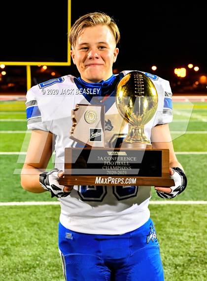 Thumbnail 1 in Yuma Catholic vs. Snowflake (AIA 3A Final Awards) photogallery.