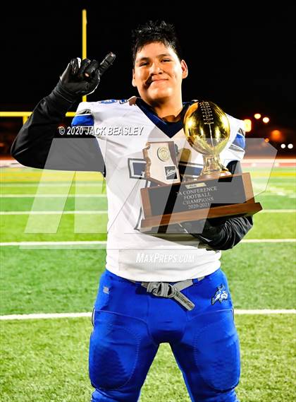 Thumbnail 2 in Yuma Catholic vs. Snowflake (AIA 3A Final Awards) photogallery.