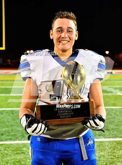 Thumbnail 3 in Yuma Catholic vs. Snowflake (AIA 3A Final Awards) photogallery.
