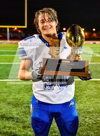 Thumbnail 2 in Yuma Catholic vs. Snowflake (AIA 3A Final Awards) photogallery.
