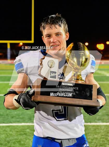 Thumbnail 1 in Yuma Catholic vs. Snowflake (AIA 3A Final Awards) photogallery.