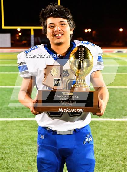 Thumbnail 2 in Yuma Catholic vs. Snowflake (AIA 3A Final Awards) photogallery.