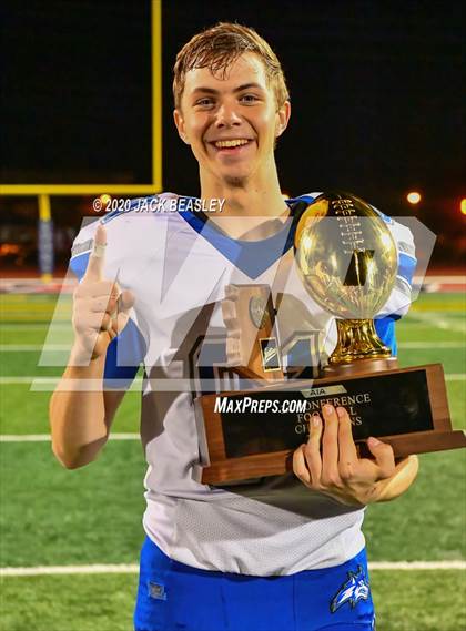 Thumbnail 2 in Yuma Catholic vs. Snowflake (AIA 3A Final Awards) photogallery.