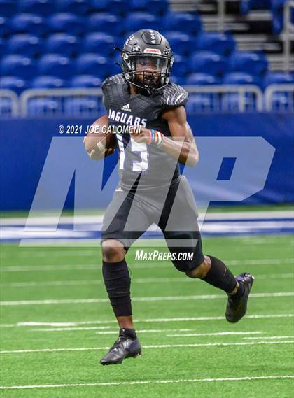 Thumbnail 2 in Boerne vs LBJ Austin (UIL 4A D1 Regional Semifinals) photogallery.