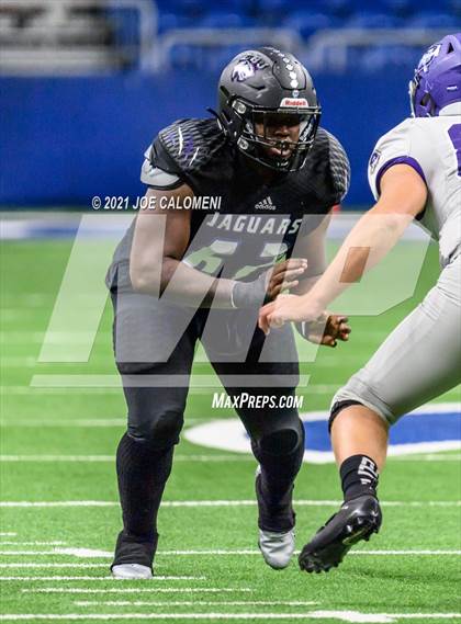 Thumbnail 2 in Boerne vs LBJ Austin (UIL 4A D1 Regional Semifinals) photogallery.