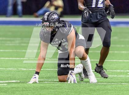 Thumbnail 3 in Boerne vs LBJ Austin (UIL 4A D1 Regional Semifinals) photogallery.
