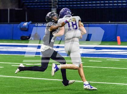 Thumbnail 2 in Boerne vs LBJ Austin (UIL 4A D1 Regional Semifinals) photogallery.