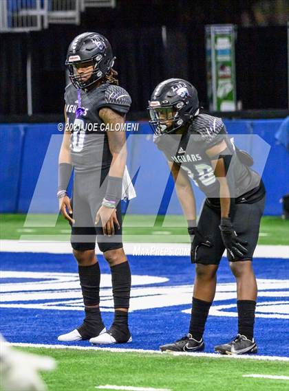 Thumbnail 2 in Boerne vs LBJ Austin (UIL 4A D1 Regional Semifinals) photogallery.