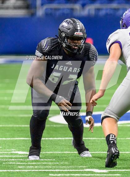 Thumbnail 1 in Boerne vs LBJ Austin (UIL 4A D1 Regional Semifinals) photogallery.