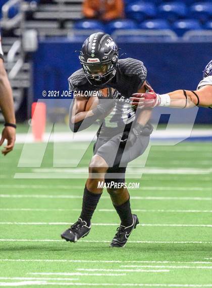 Thumbnail 3 in Boerne vs LBJ Austin (UIL 4A D1 Regional Semifinals) photogallery.