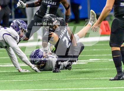 Thumbnail 1 in Boerne vs LBJ Austin (UIL 4A D1 Regional Semifinals) photogallery.