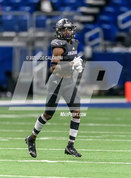 Thumbnail 1 in Boerne vs LBJ Austin (UIL 4A D1 Regional Semifinals) photogallery.