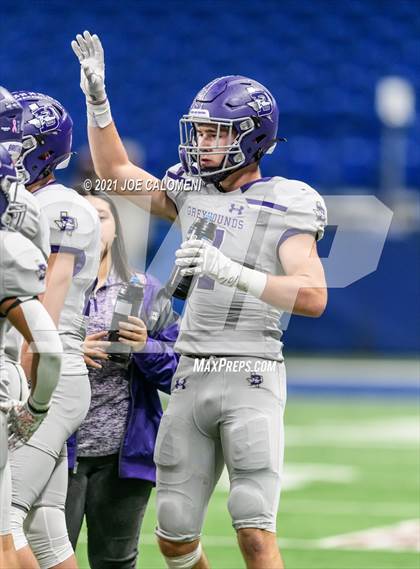 Thumbnail 2 in Boerne vs LBJ Austin (UIL 4A D1 Regional Semifinals) photogallery.