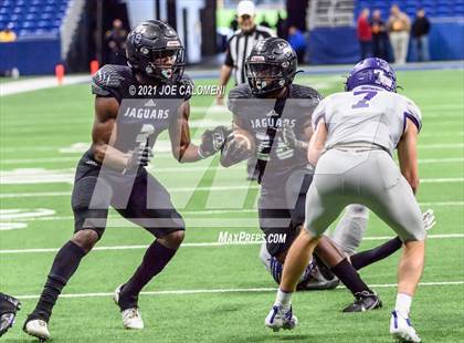 Thumbnail 2 in Boerne vs LBJ Austin (UIL 4A D1 Regional Semifinals) photogallery.