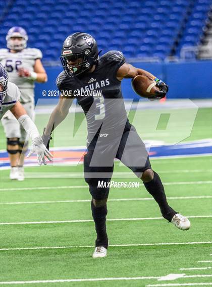 Thumbnail 1 in Boerne vs LBJ Austin (UIL 4A D1 Regional Semifinals) photogallery.